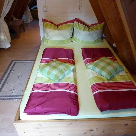 Hubertus, 95059 * 拉奥德芬